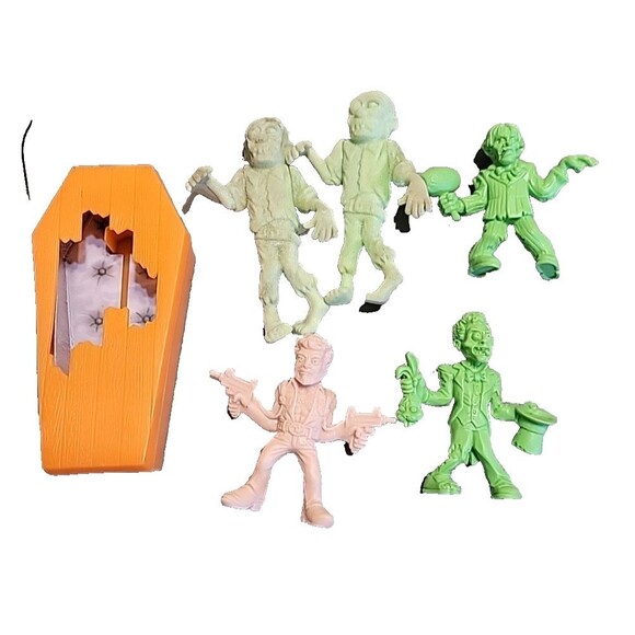 Jakks Pacific S.L.U.G. SLUG ZOMBIES Lot Green & Flesh Mini Figures Lot - Picture 2 of 9